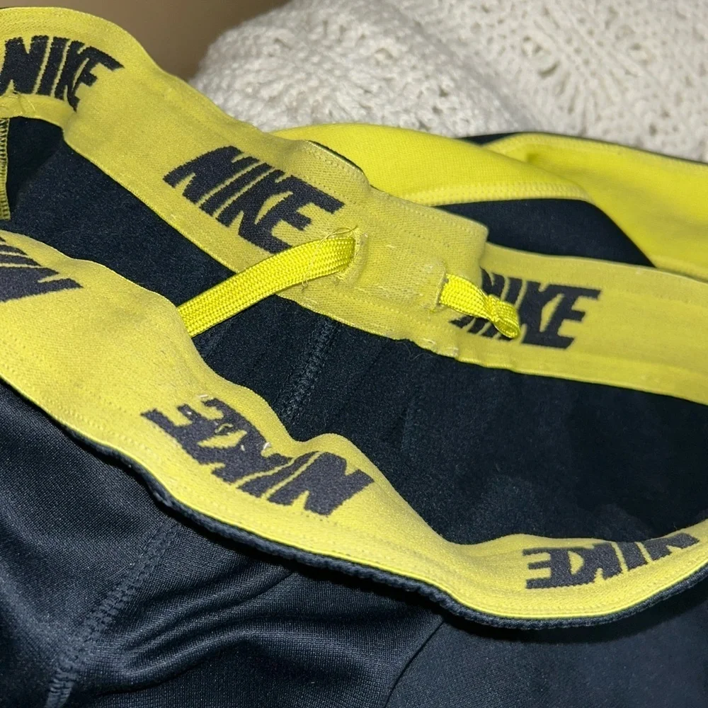 Vintage Nike therma fit men’s drawstring sweatpants size M